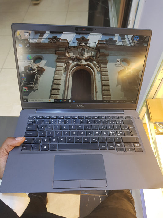 Dell Latitude 7300