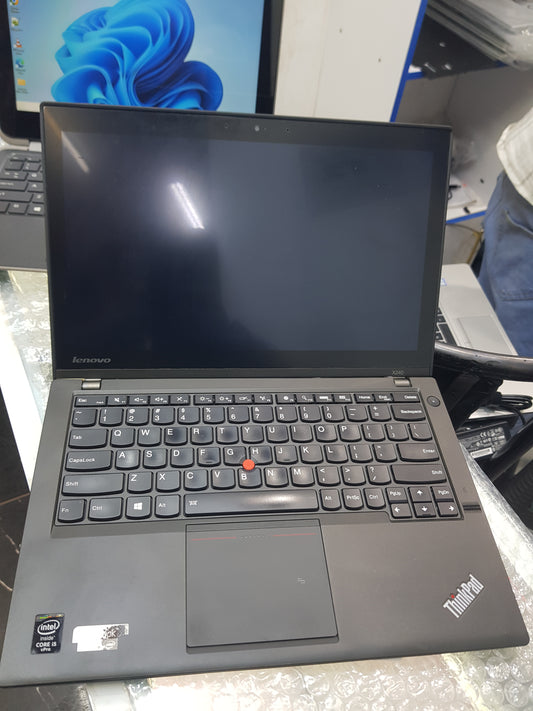 Lenovo ThinkPad X240 Touchscreen Core i5 4th Gen 8GB 256GB SSD