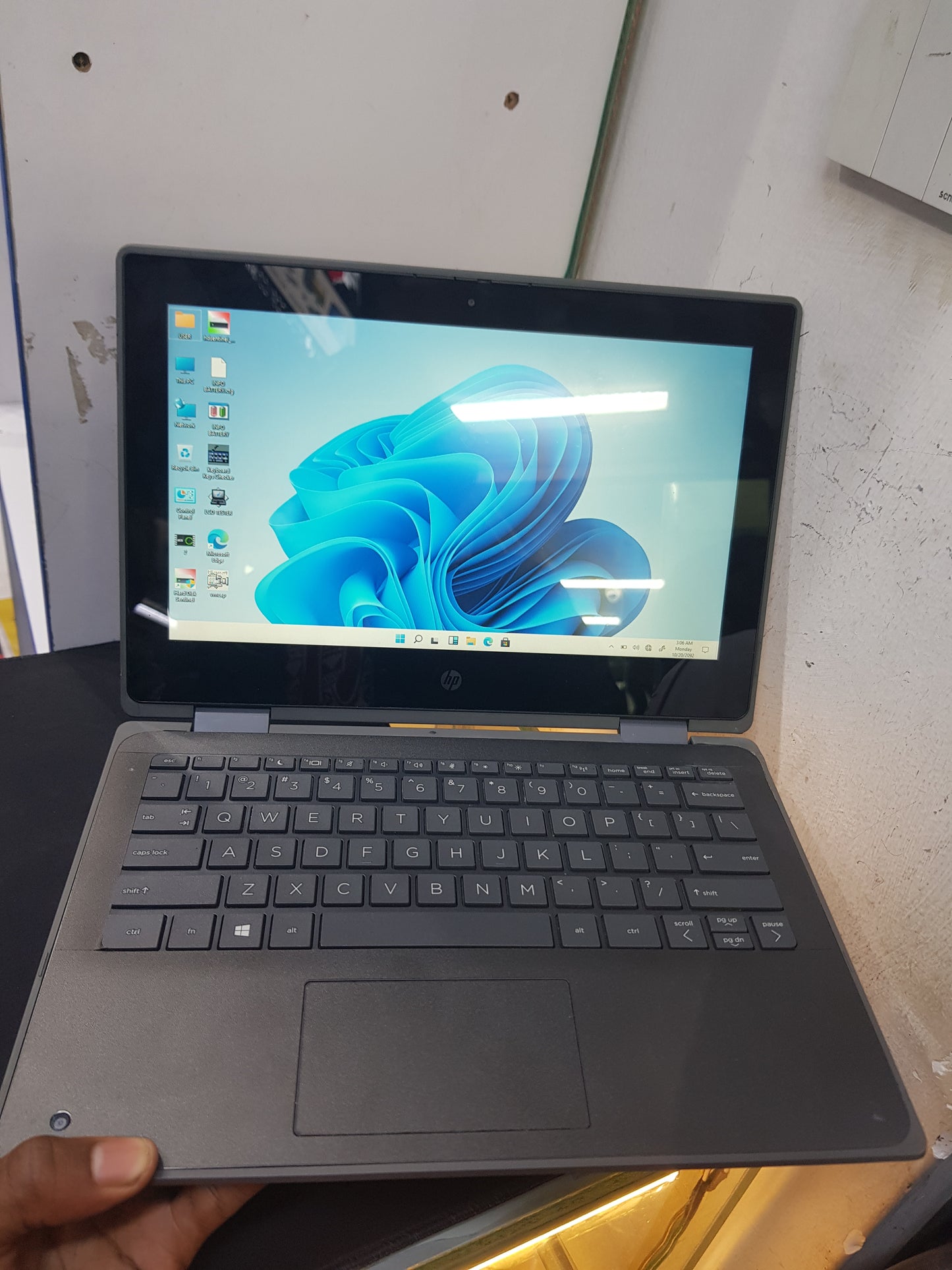 HP ProBook X360 11 G2 EE Touchscreen Intel M3-7Y30 8GB 128GB SSD 11.6" HD