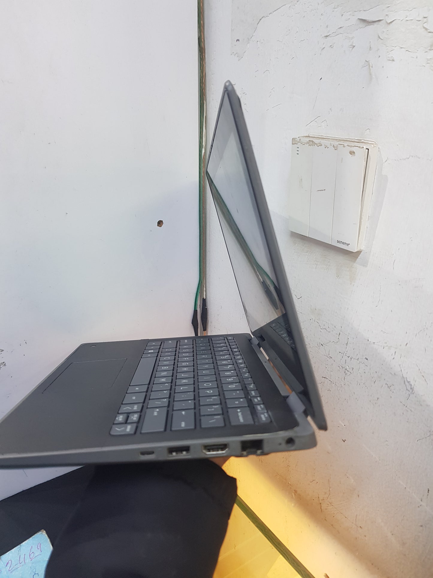 HP ProBook X360 11 G2 EE Touchscreen Intel M3-7Y30 8GB 128GB SSD 11.6" HD