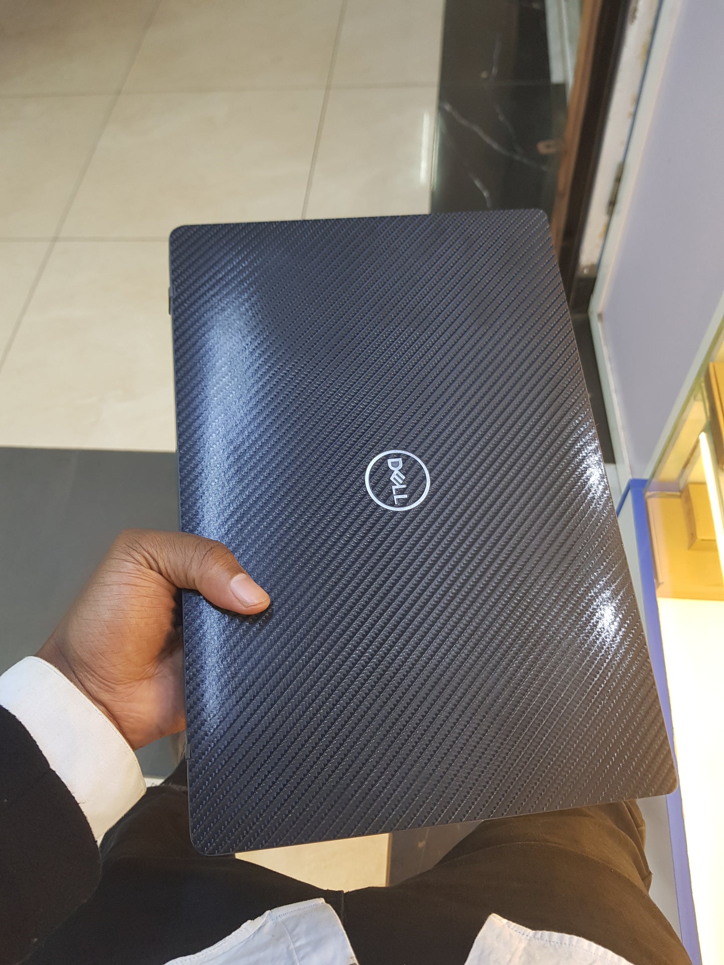 Dell Latitude 7300