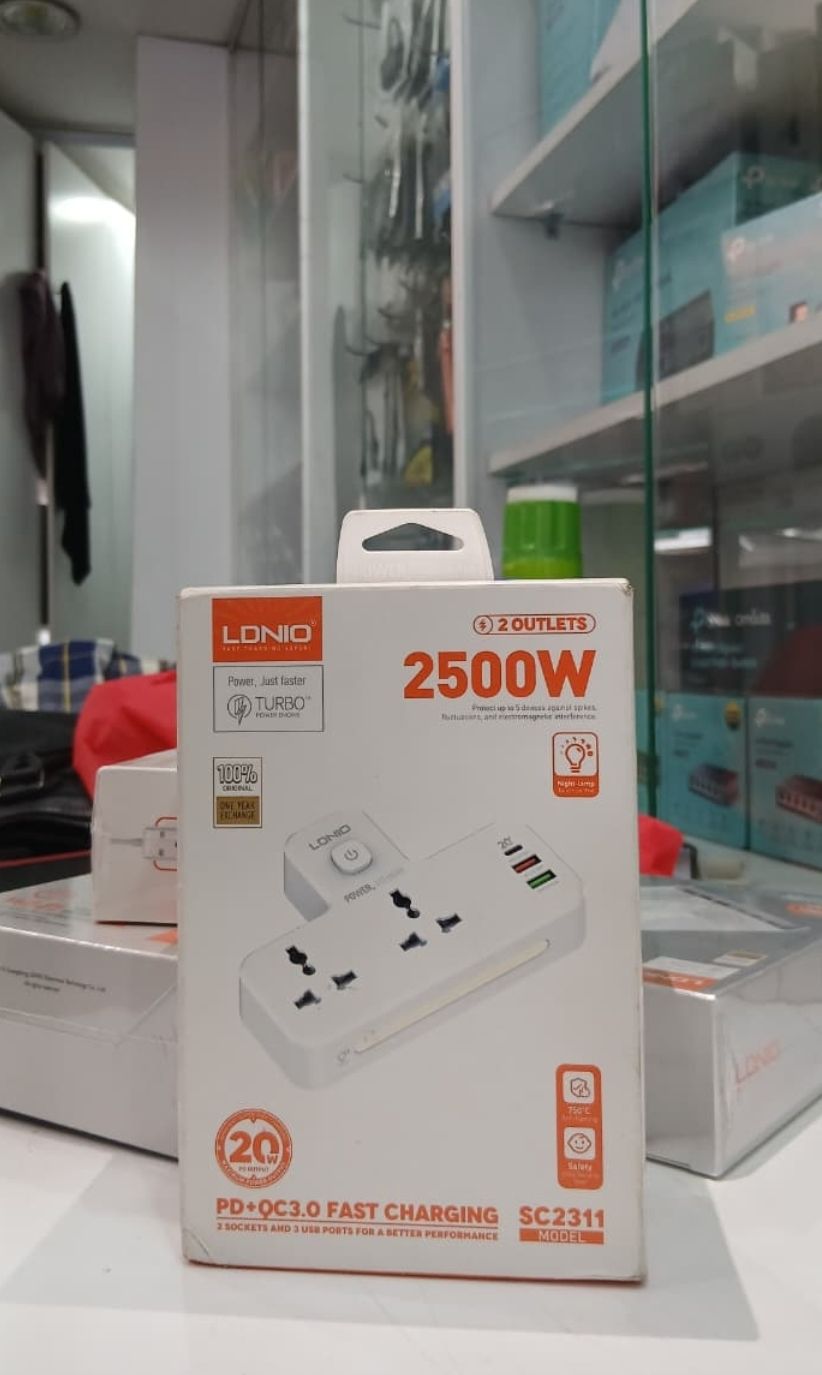 LDNIO SC2311 2500W Extension Cord with PD+QC3.0 Fast Charging