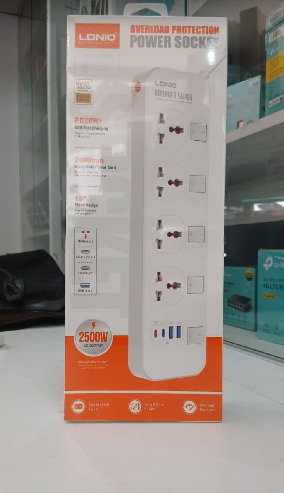 LDNIO SC5319 2500W Power Socket with USB Charging